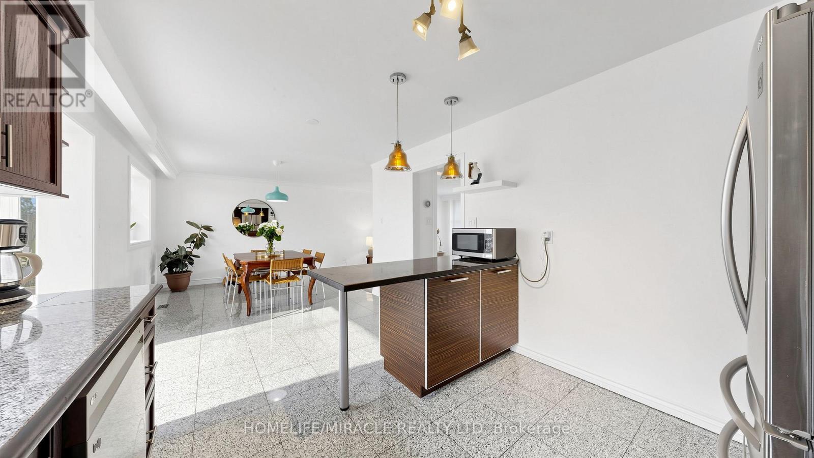 35 PIONEER LANE - 16