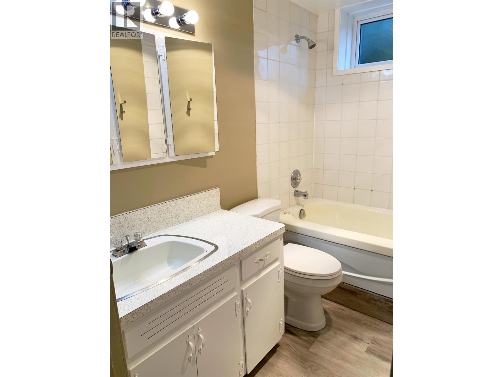 300 8TH AVENUE - 26