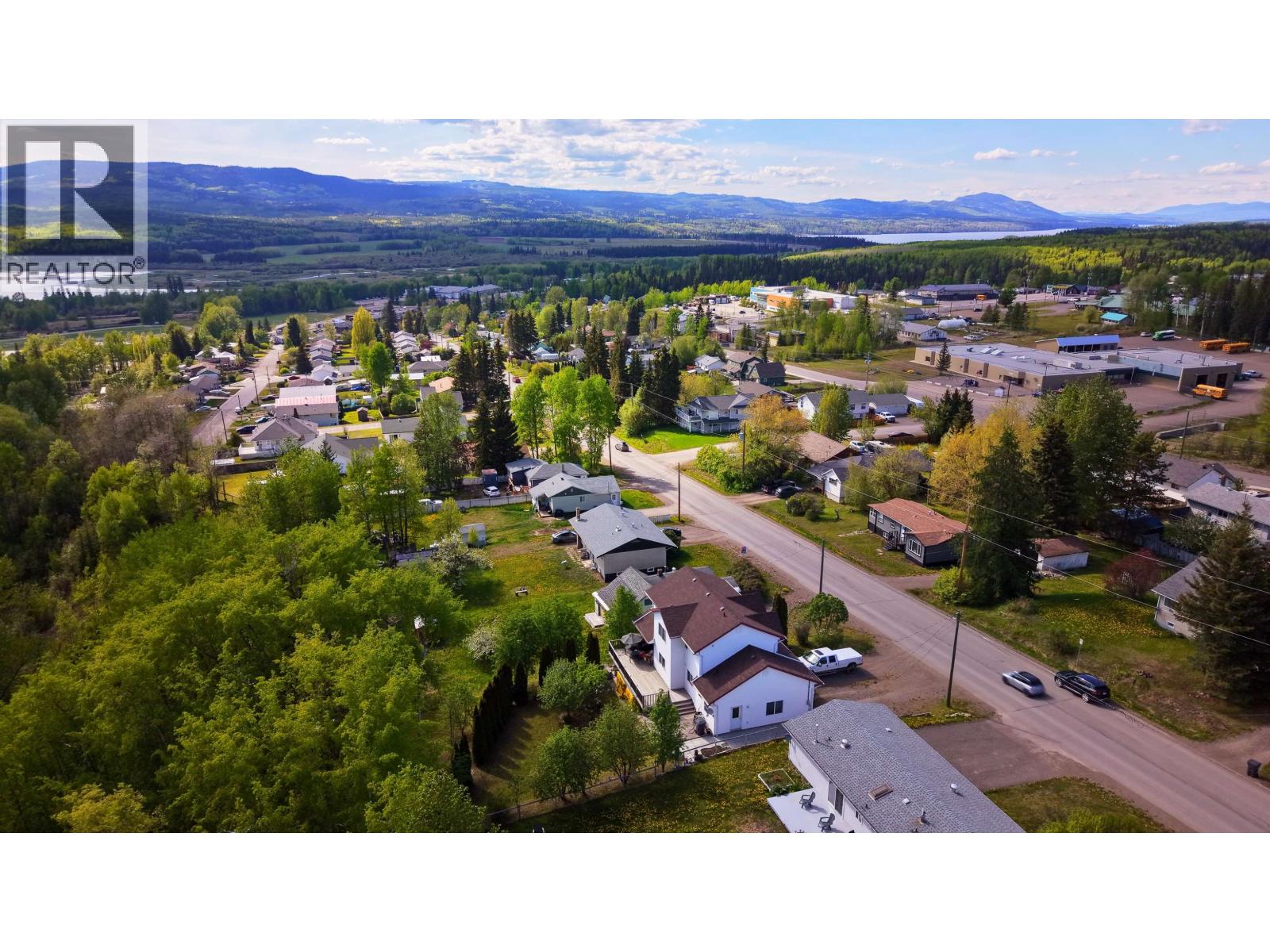 300 8TH AVENUE - 29