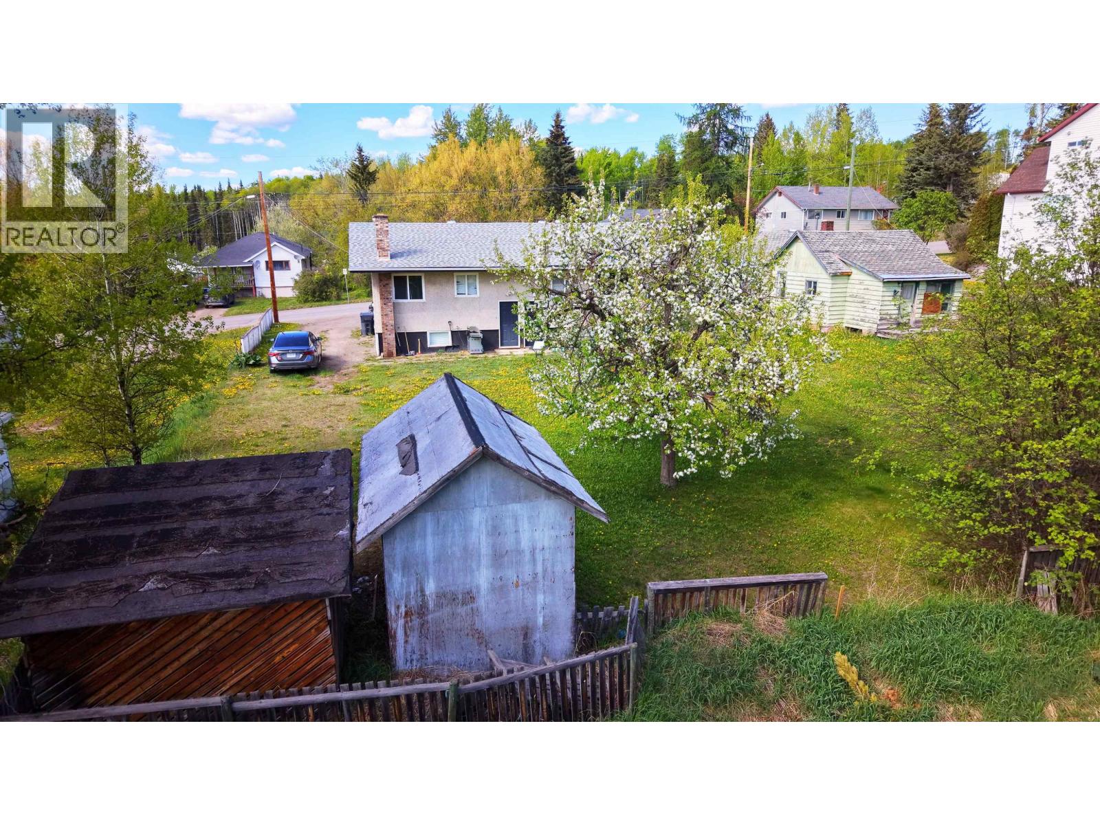 300 8TH AVENUE - 10