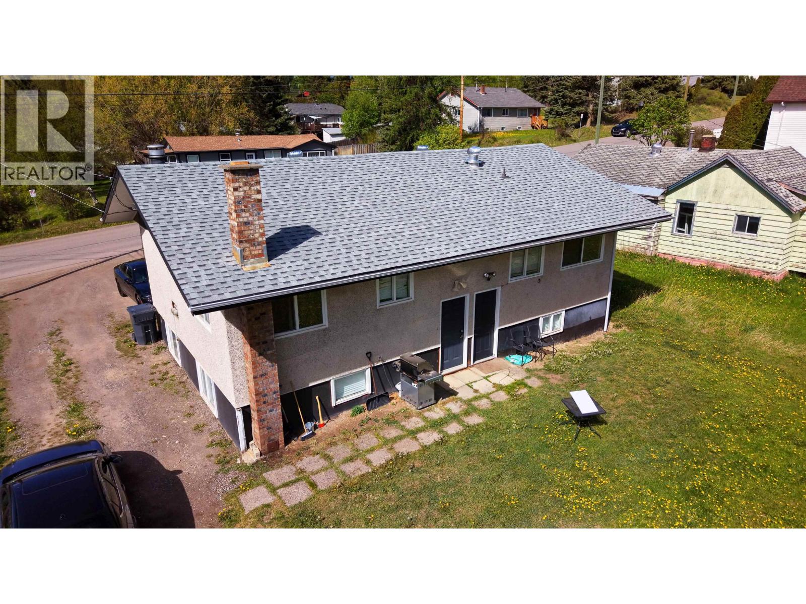 300 8TH AVENUE - 5