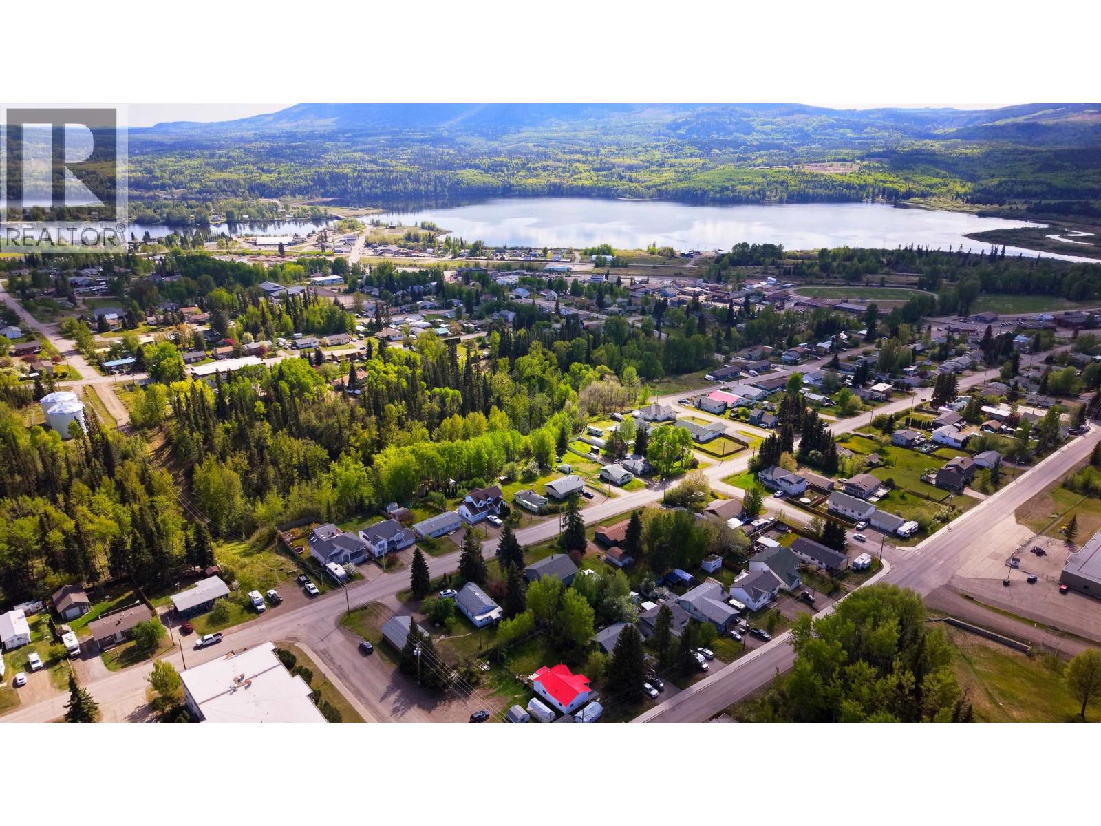 300 8TH AVENUE - 31