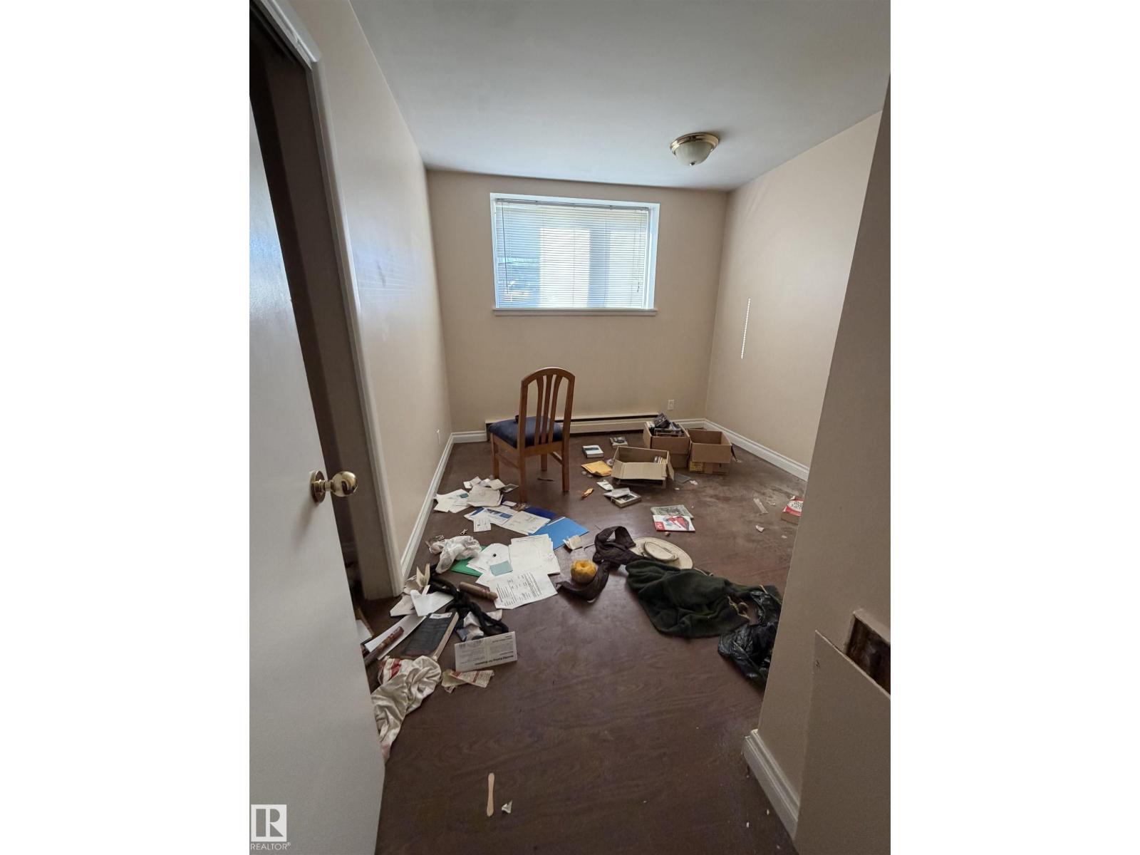 #17 6215 98 AV NW — photo 9