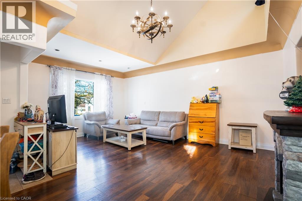 12 WALPOLE Drive - 5
