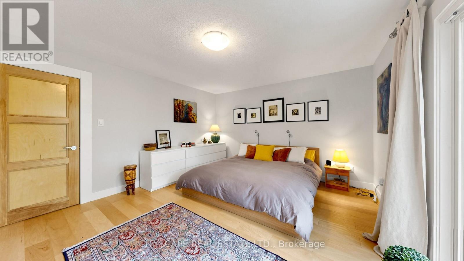 221 BUFFORD DRIVE - 22
