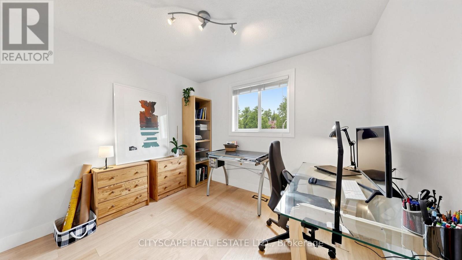 221 BUFFORD DRIVE - 28