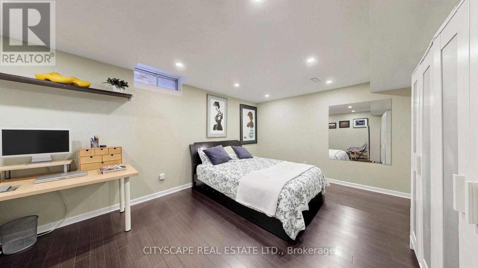 221 BUFFORD DRIVE - 34
