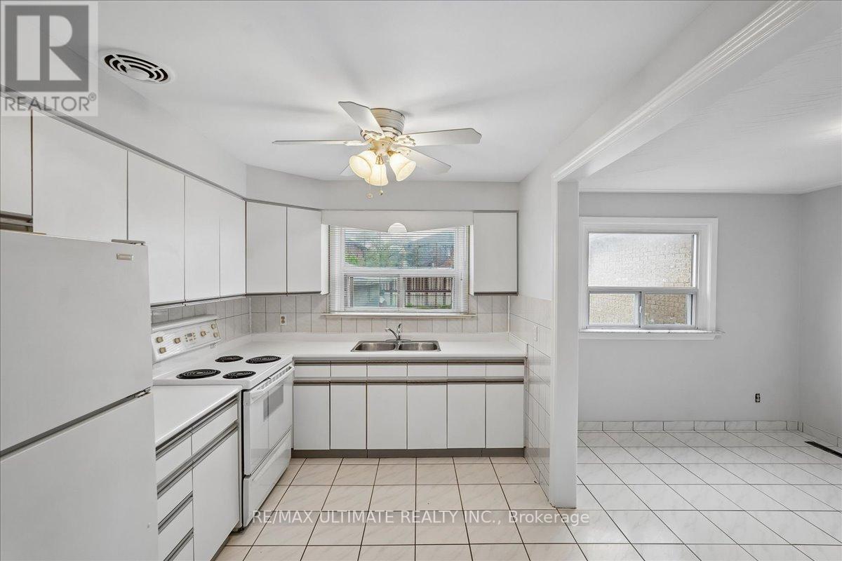 12 THURODALE AVENUE - 18