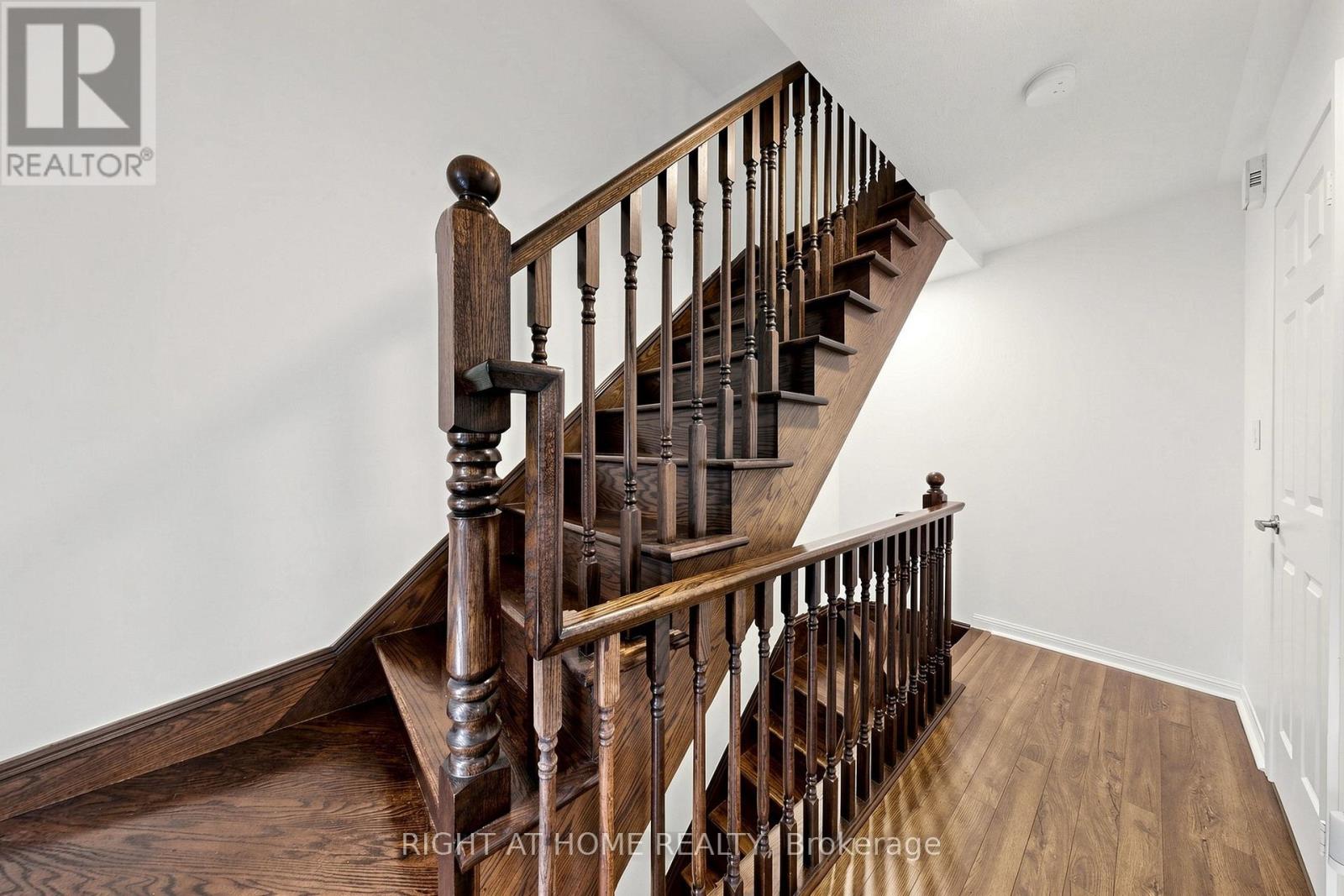 252 WETENHALL LANDING - 19