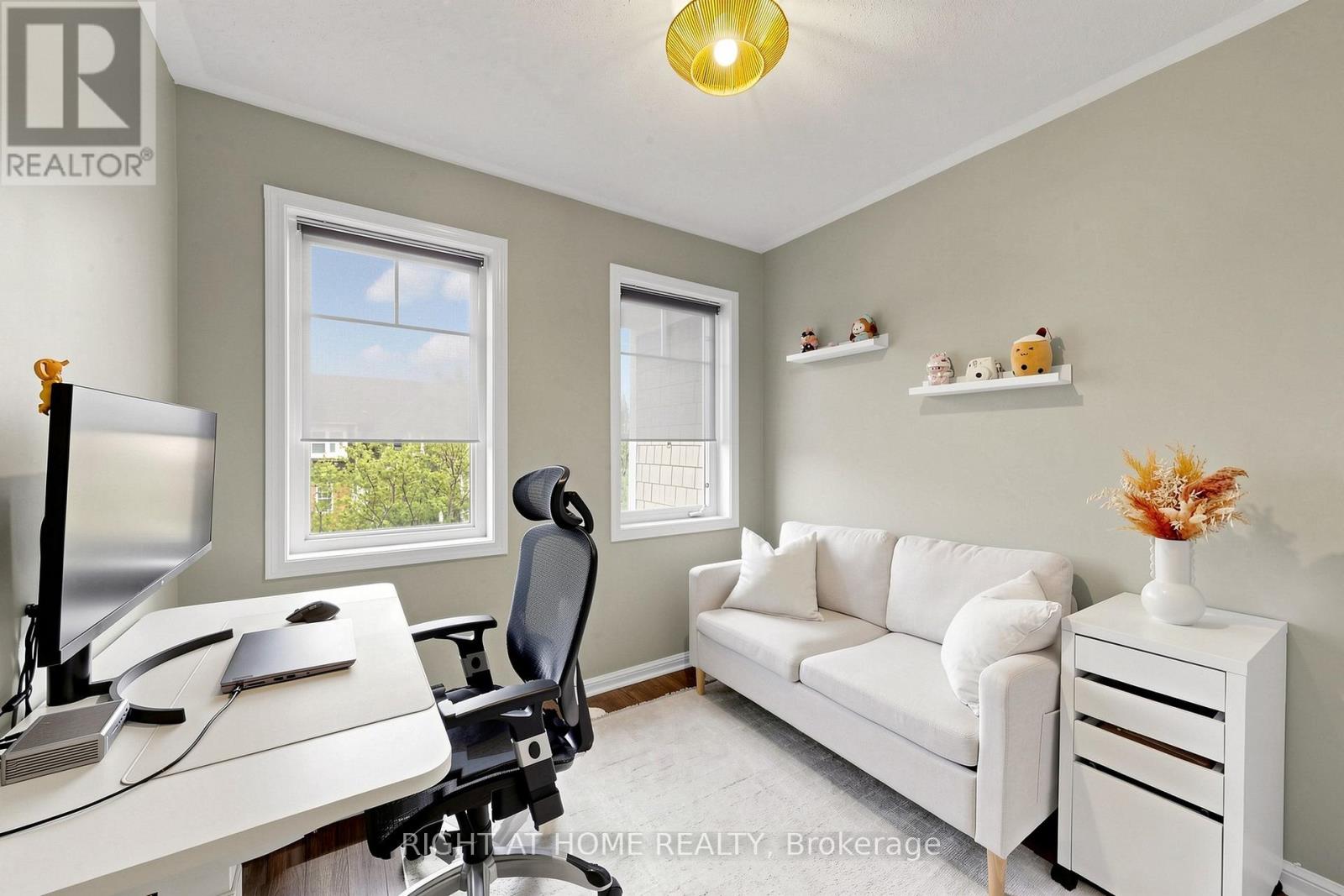 252 WETENHALL LANDING - 25