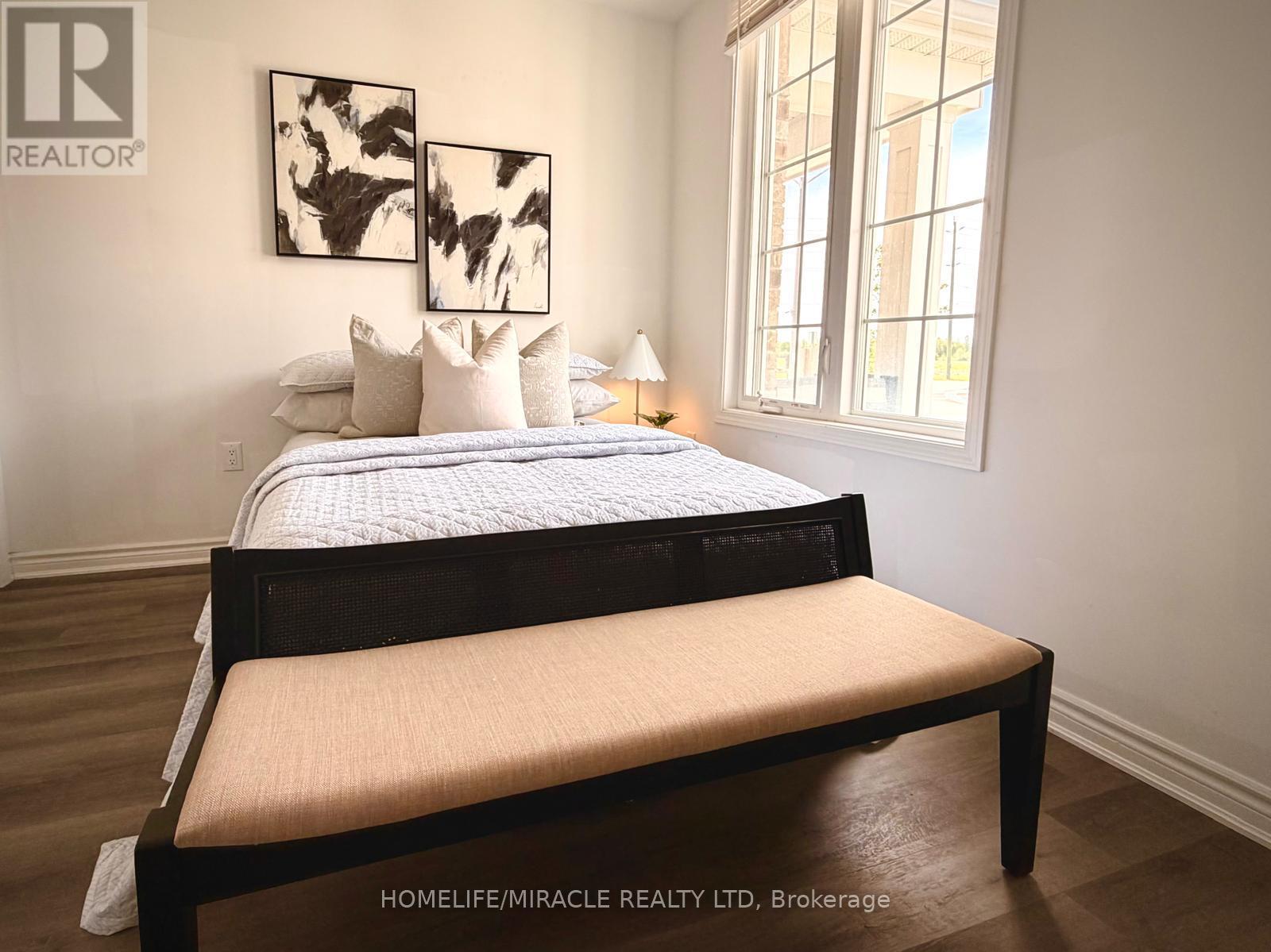 6 BELLASERA WAY - 40