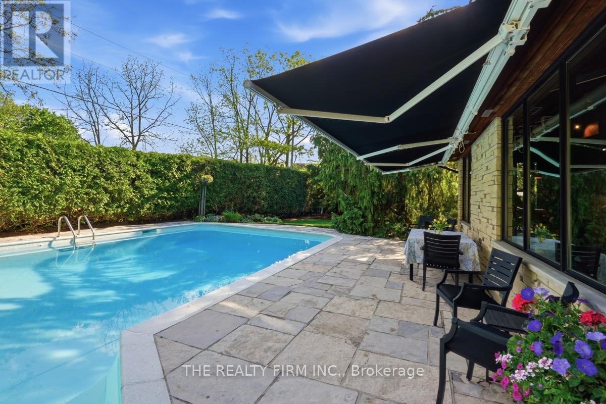 27 REDFORD ROAD - 40