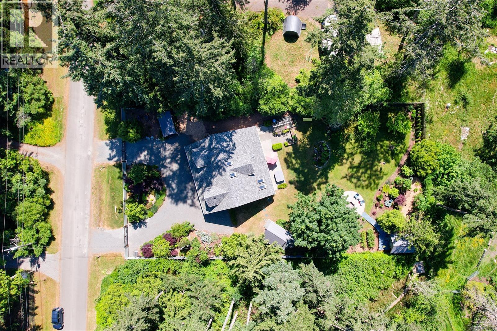 1351 Sea Lovers Lane - 50
