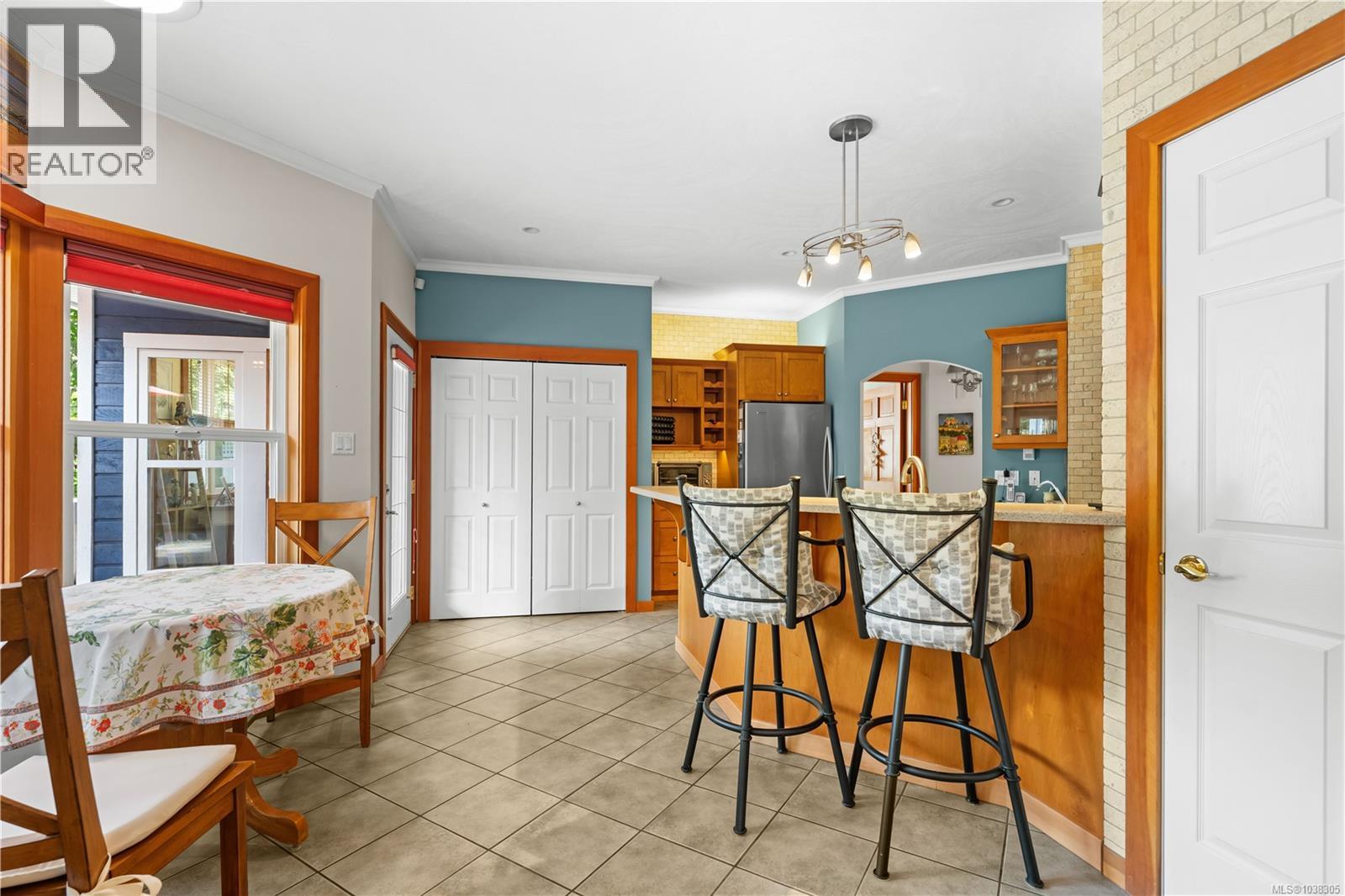 1351 Sea Lovers Lane - 13