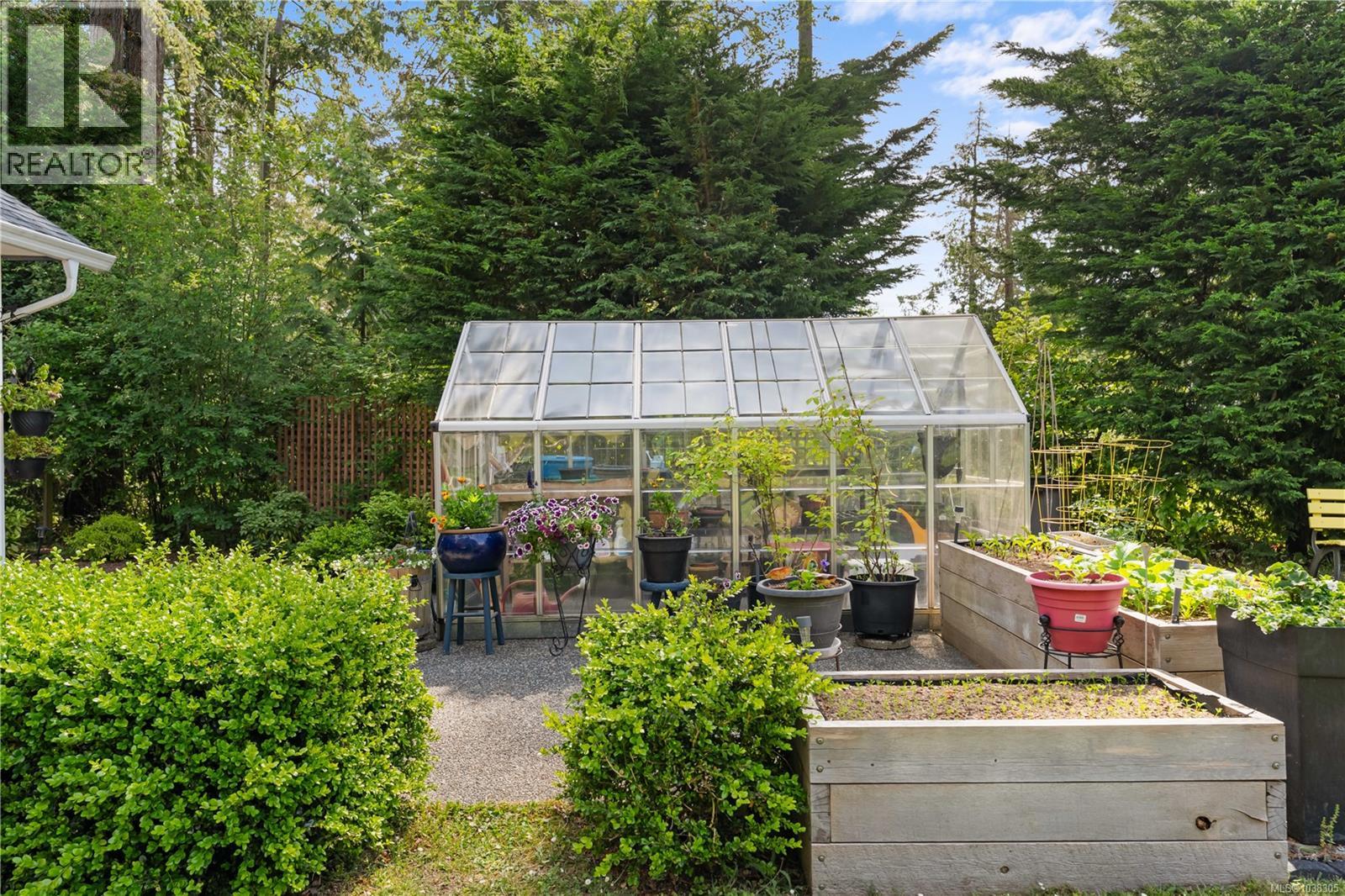 1351 Sea Lovers Lane - 41