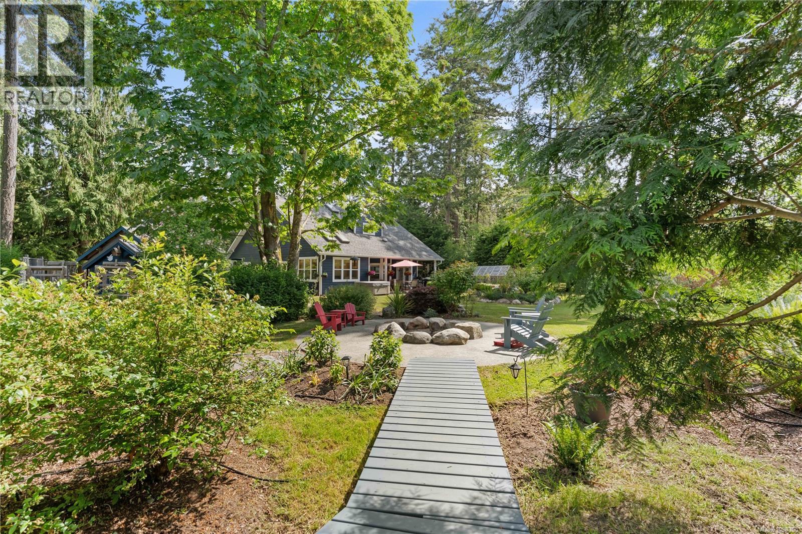 1351 Sea Lovers Lane - 48