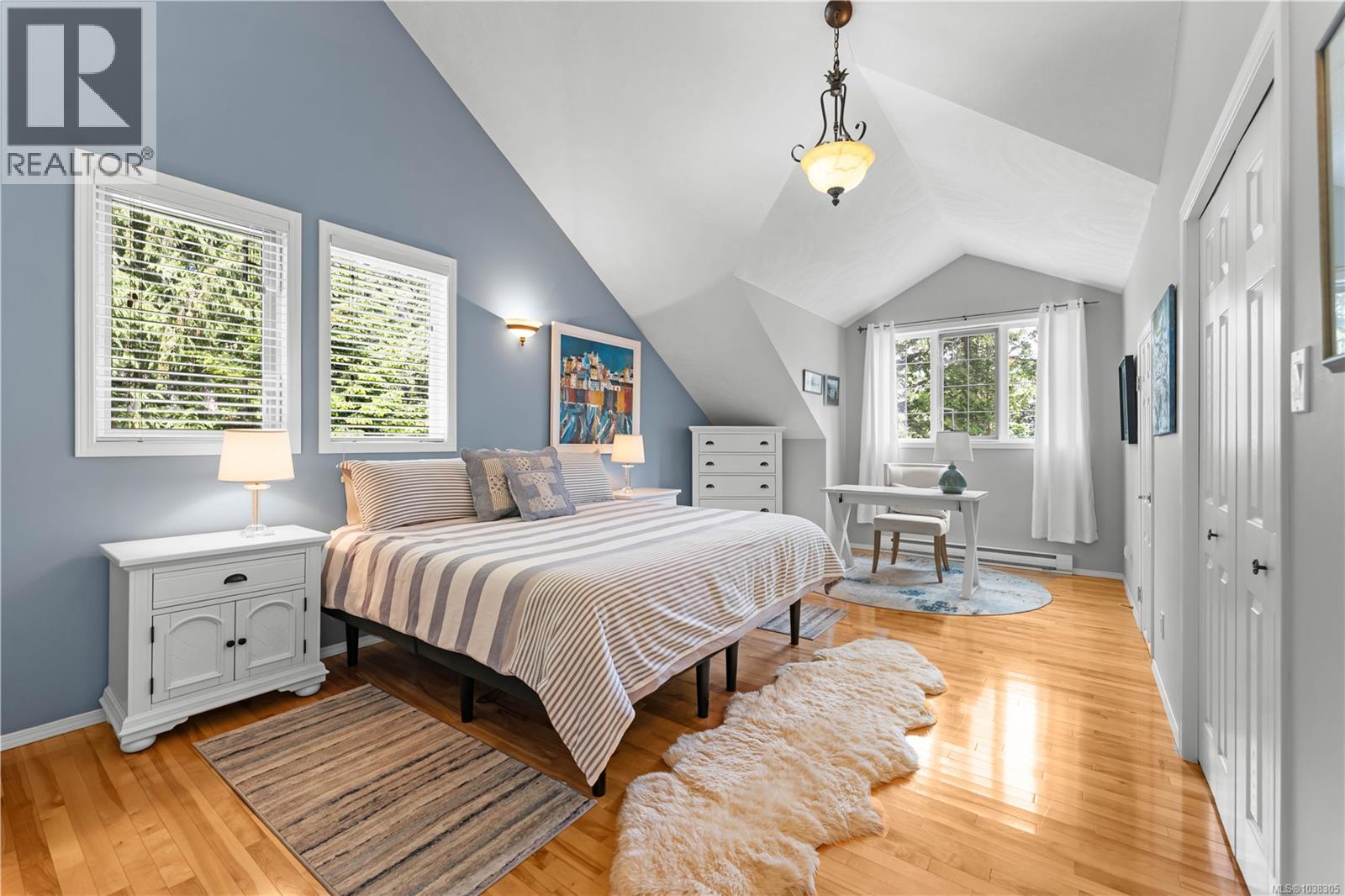 1351 Sea Lovers Lane - 36
