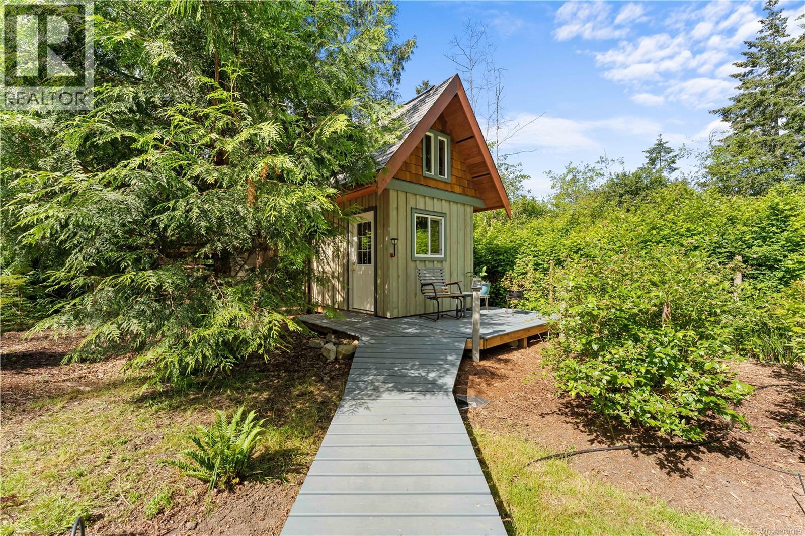 1351 Sea Lovers Lane - 45