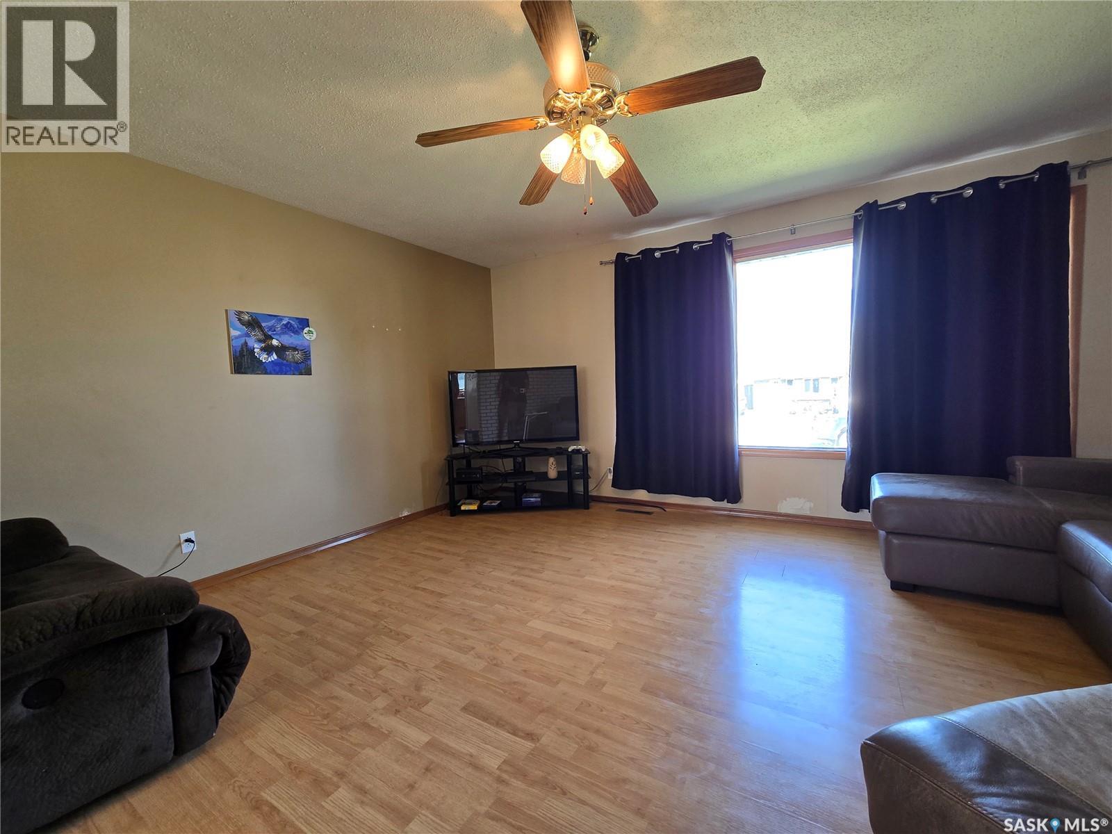 212 PRAIRIE STREET — photo 10