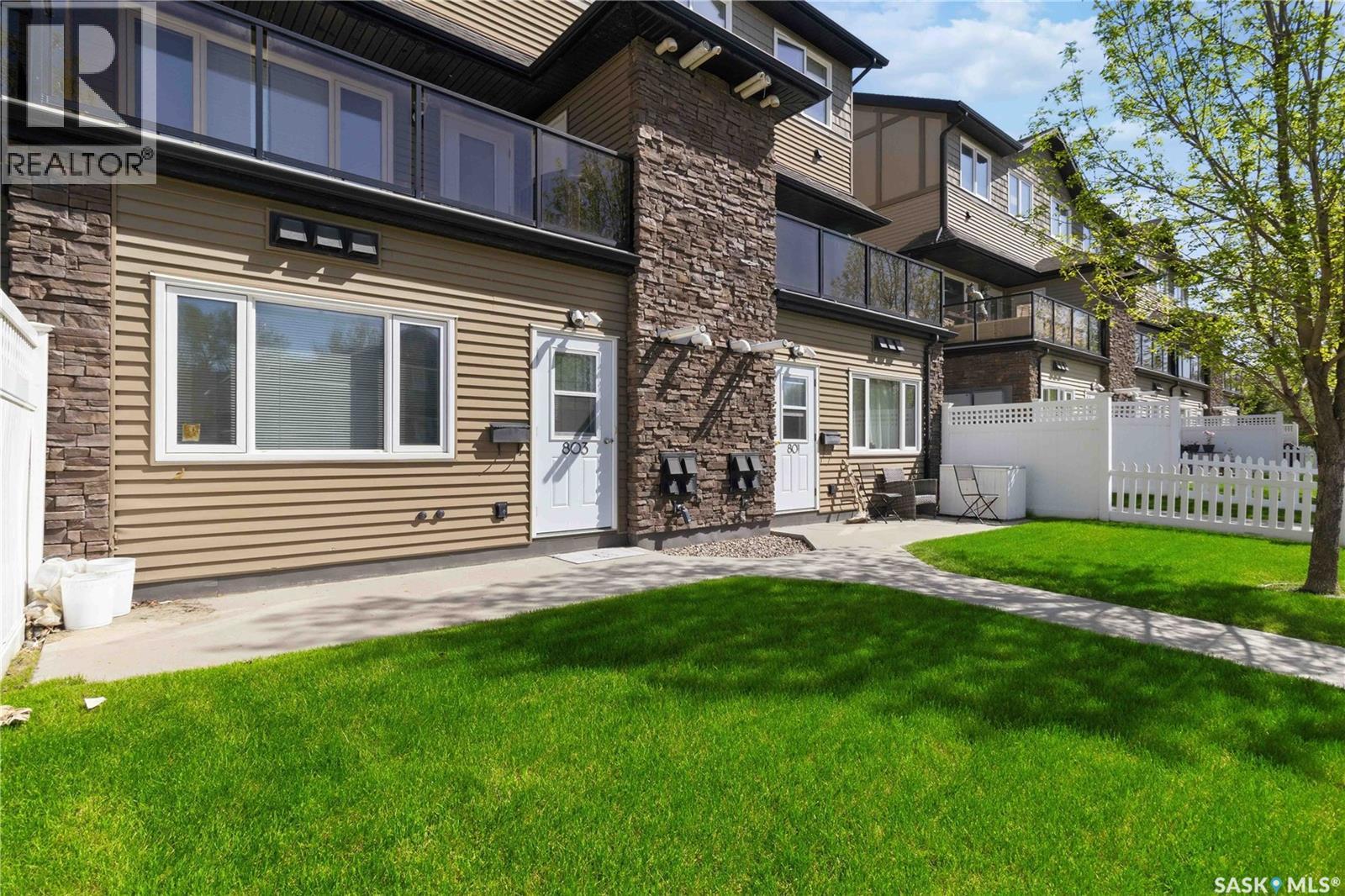 #803 110 Shillington CRESCENT - 25