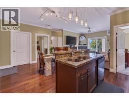 240 Wade Avenue W Avenue Unit# 305, Penticton, BC V2A1T8 Photo 9