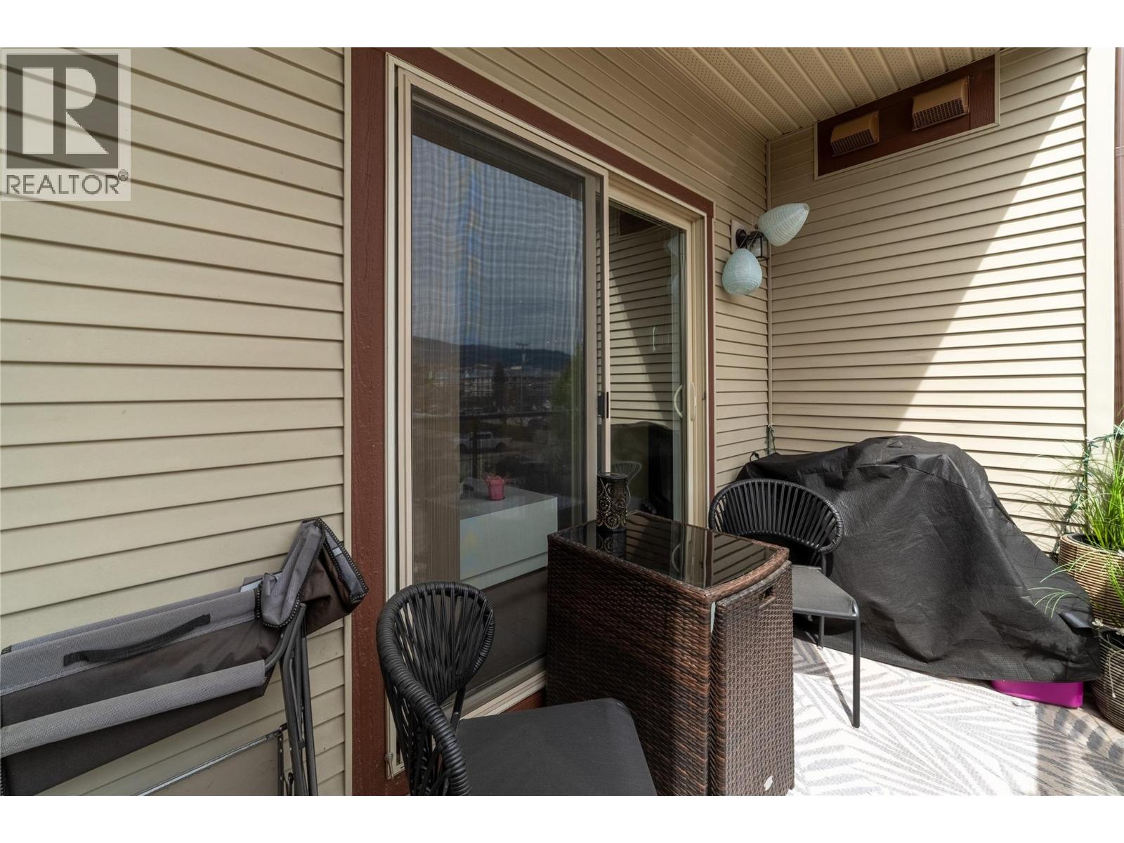 240 Wade Avenue W Avenue Unit# 305, Penticton