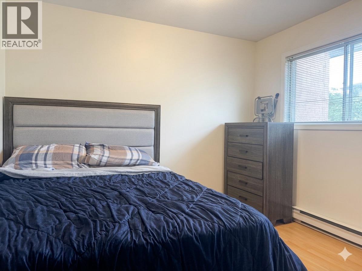 #106 1006 KING Street - 24