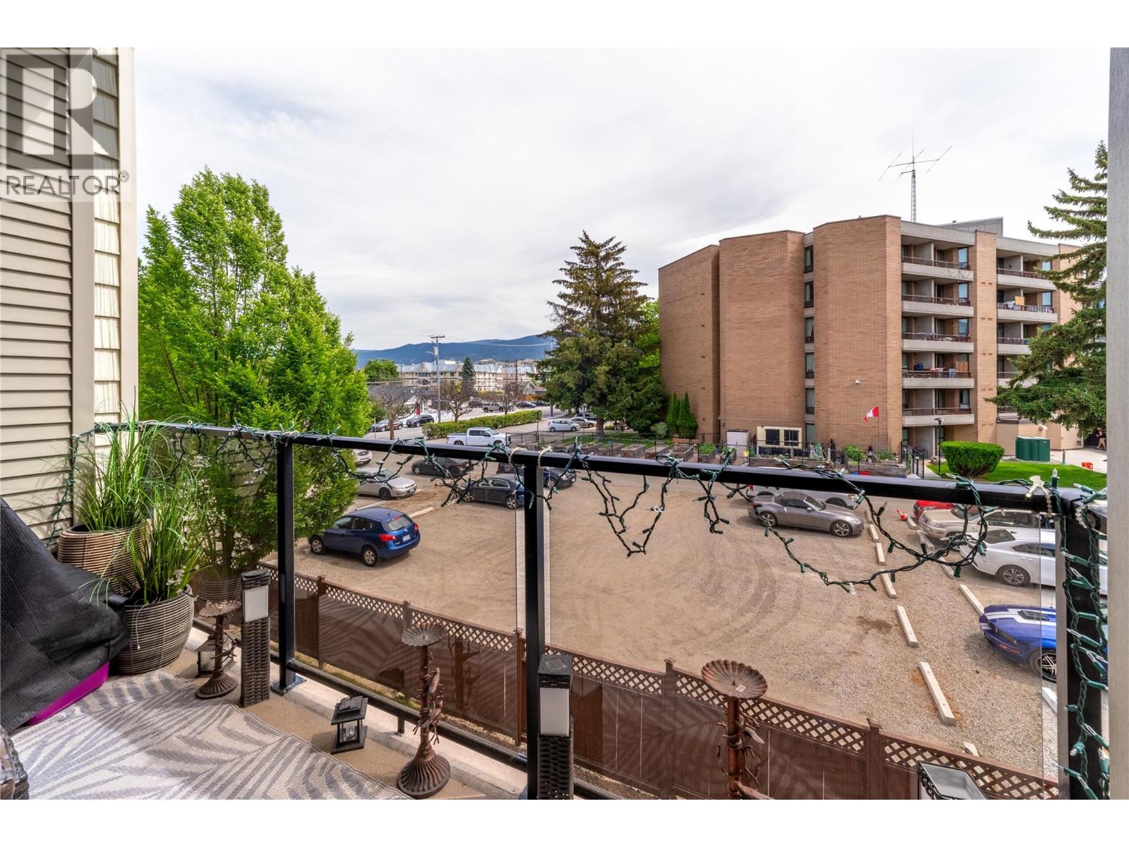 240 Wade Avenue W Avenue Unit# 305, Penticton