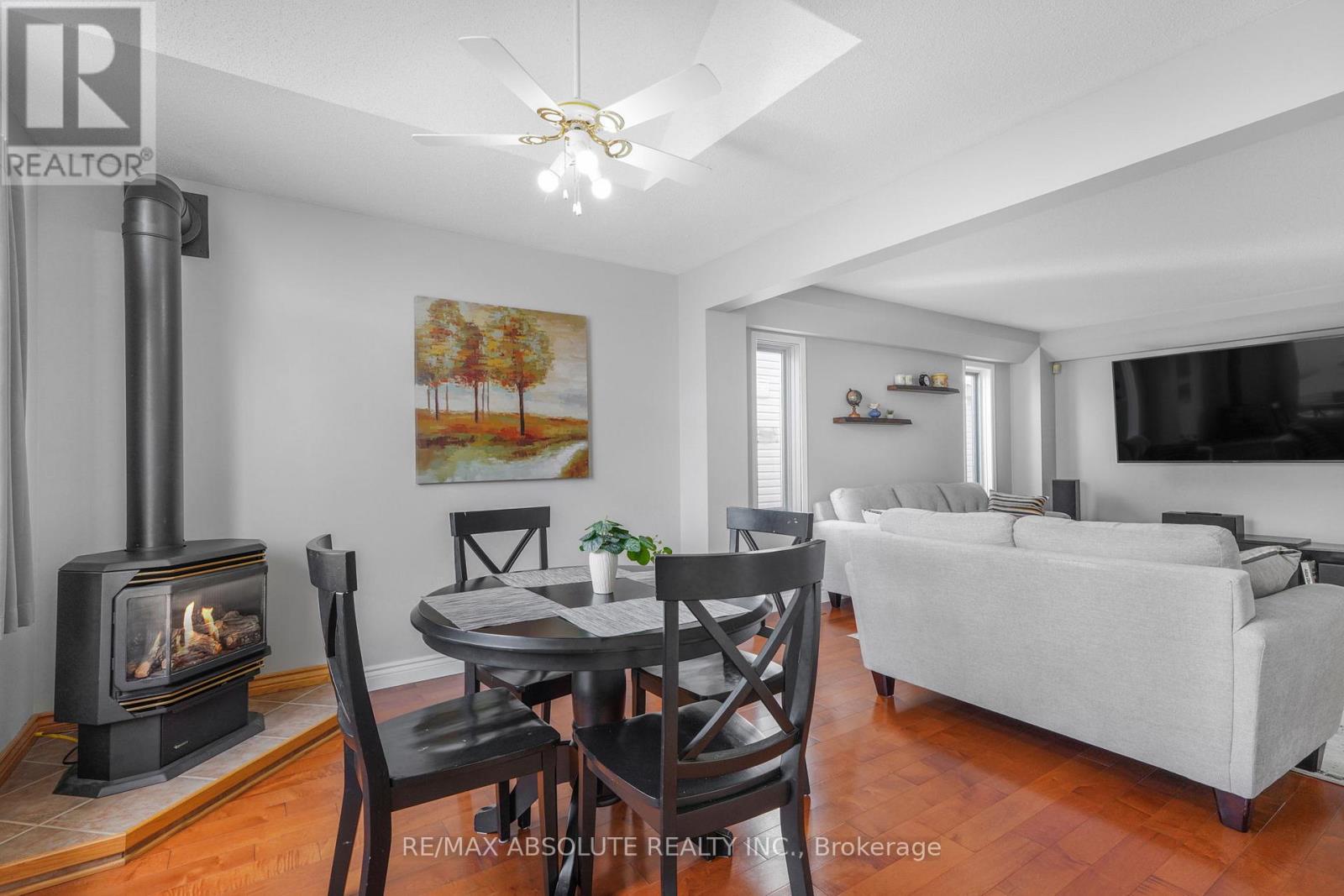 879 PARADISE CRESCENT - 12