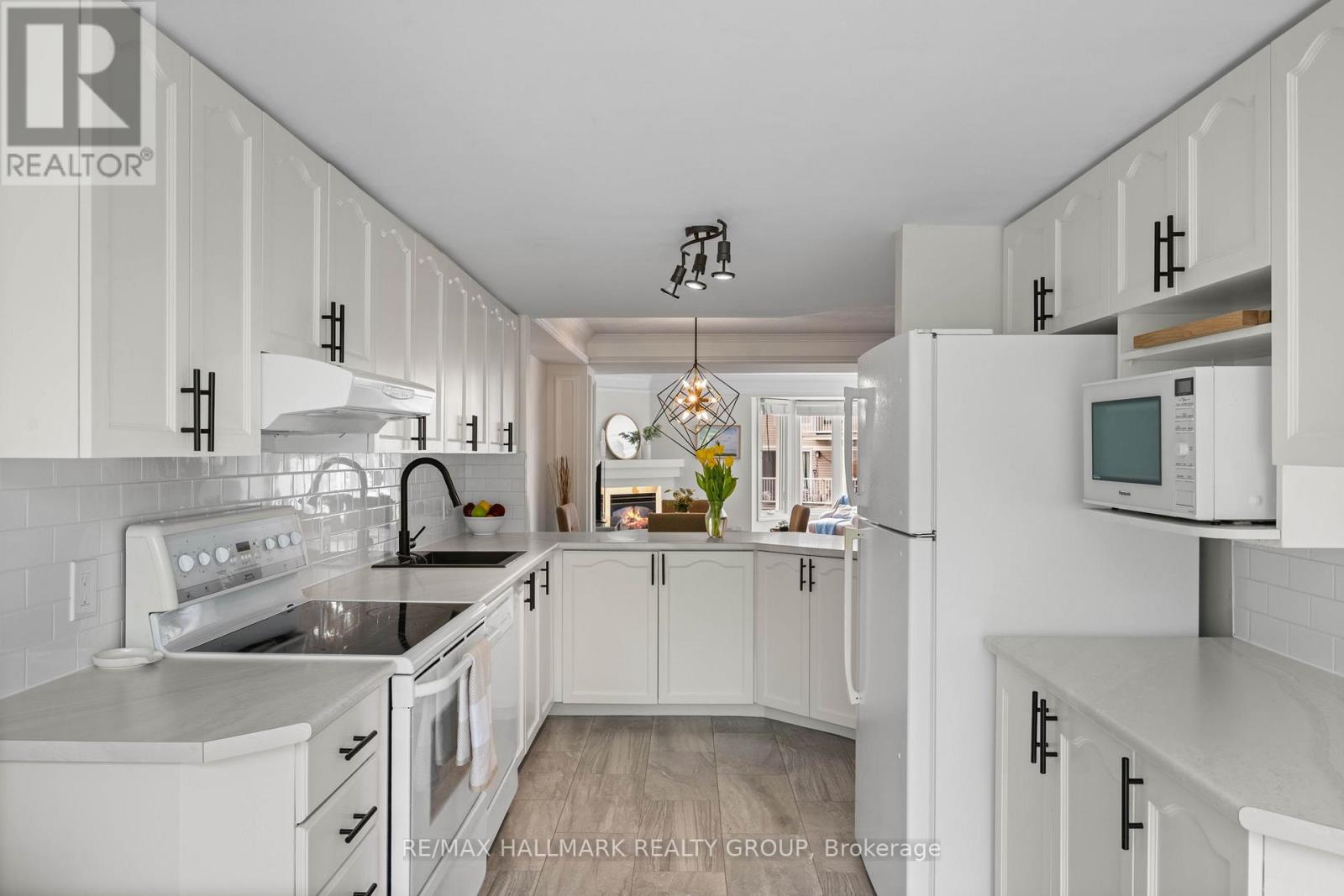 1109 GABLEFIELD PRIVATE - 10