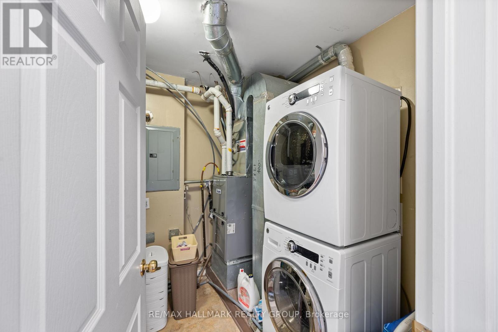 1109 GABLEFIELD PRIVATE - 37
