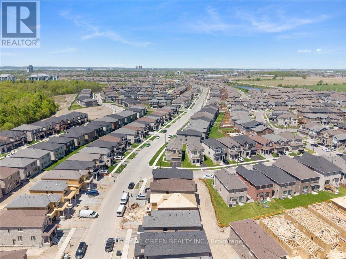 384 KENNEDY CIRCLE W - 39
