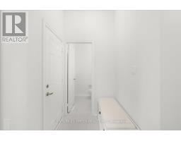 384 Kennedy Circle W, Milton, ON L9T7E7 Photo 9