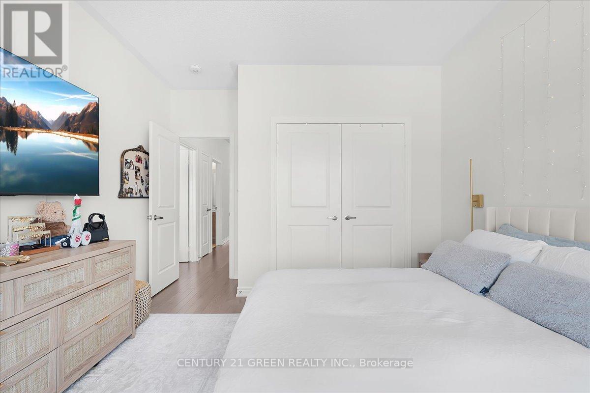 384 KENNEDY CIRCLE W - 29