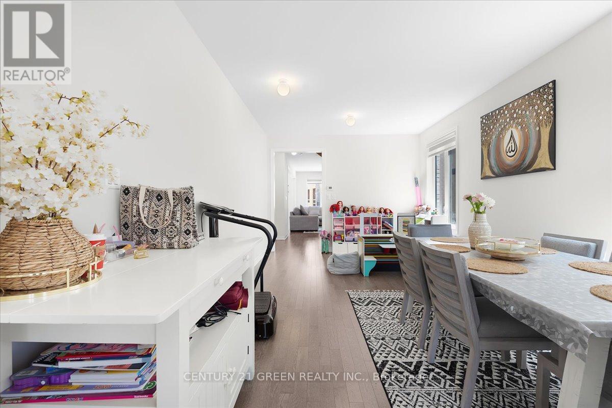 384 KENNEDY CIRCLE W - 5