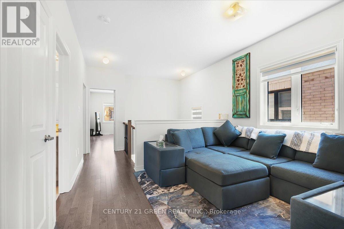 384 KENNEDY CIRCLE W - 30