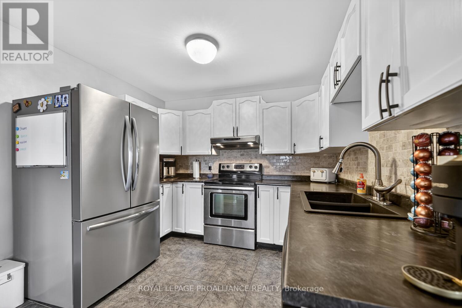 5500 MEADOWBROOK DRIVE - 9
