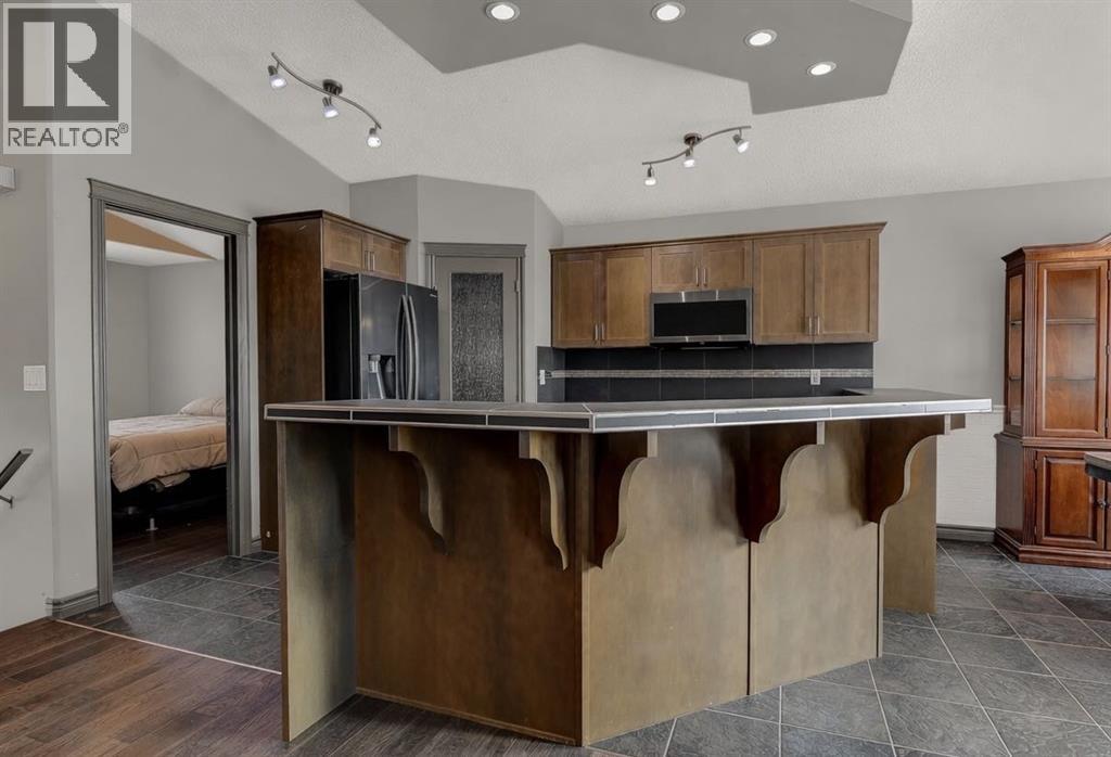 11113 66A Avenue - 4