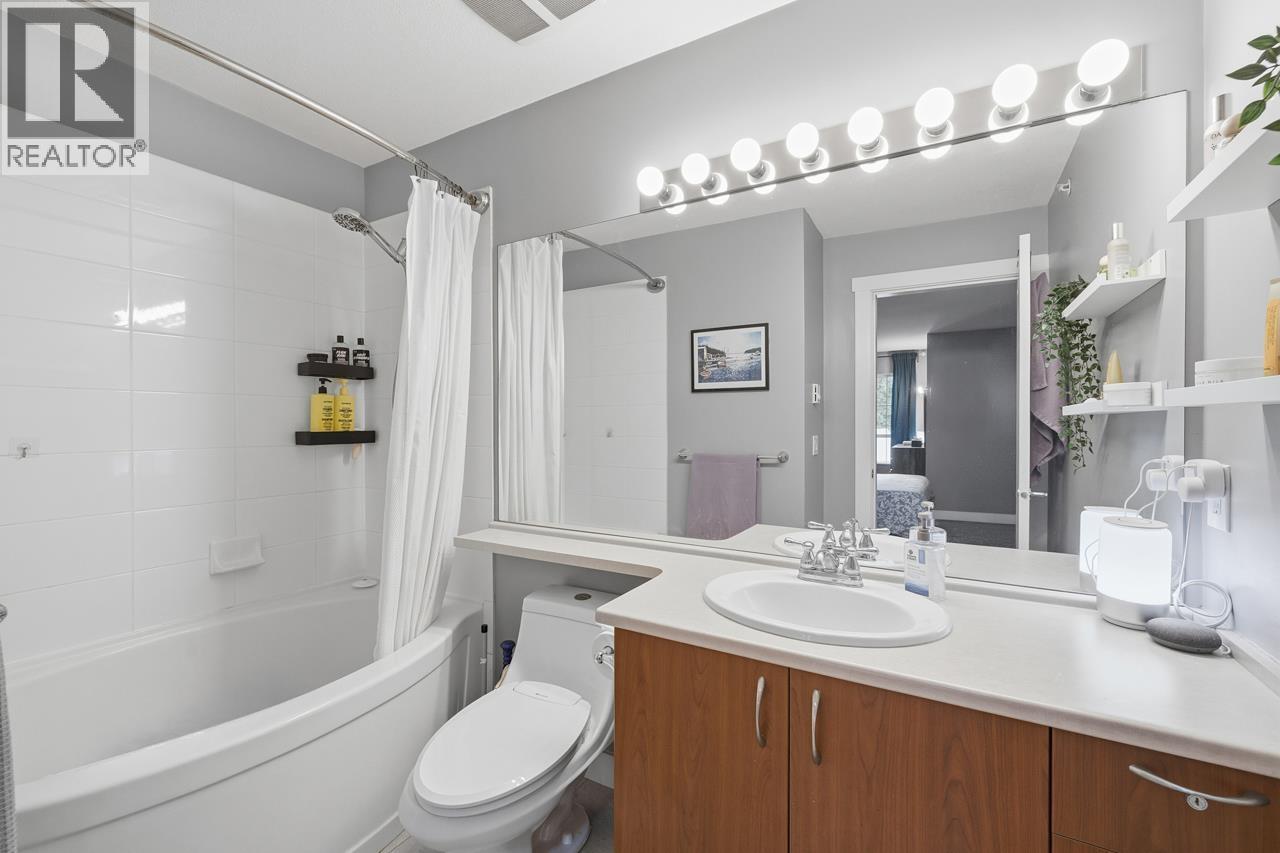 411 9233 GOVERNMENT STREET, Burnaby