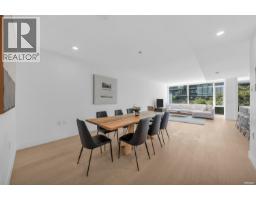 207 1331 Marine Drive, West Vancouver, BC V7T1B6 Photo 16