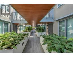 207 1331 Marine Drive, West Vancouver, BC V7T1B6 Photo 35