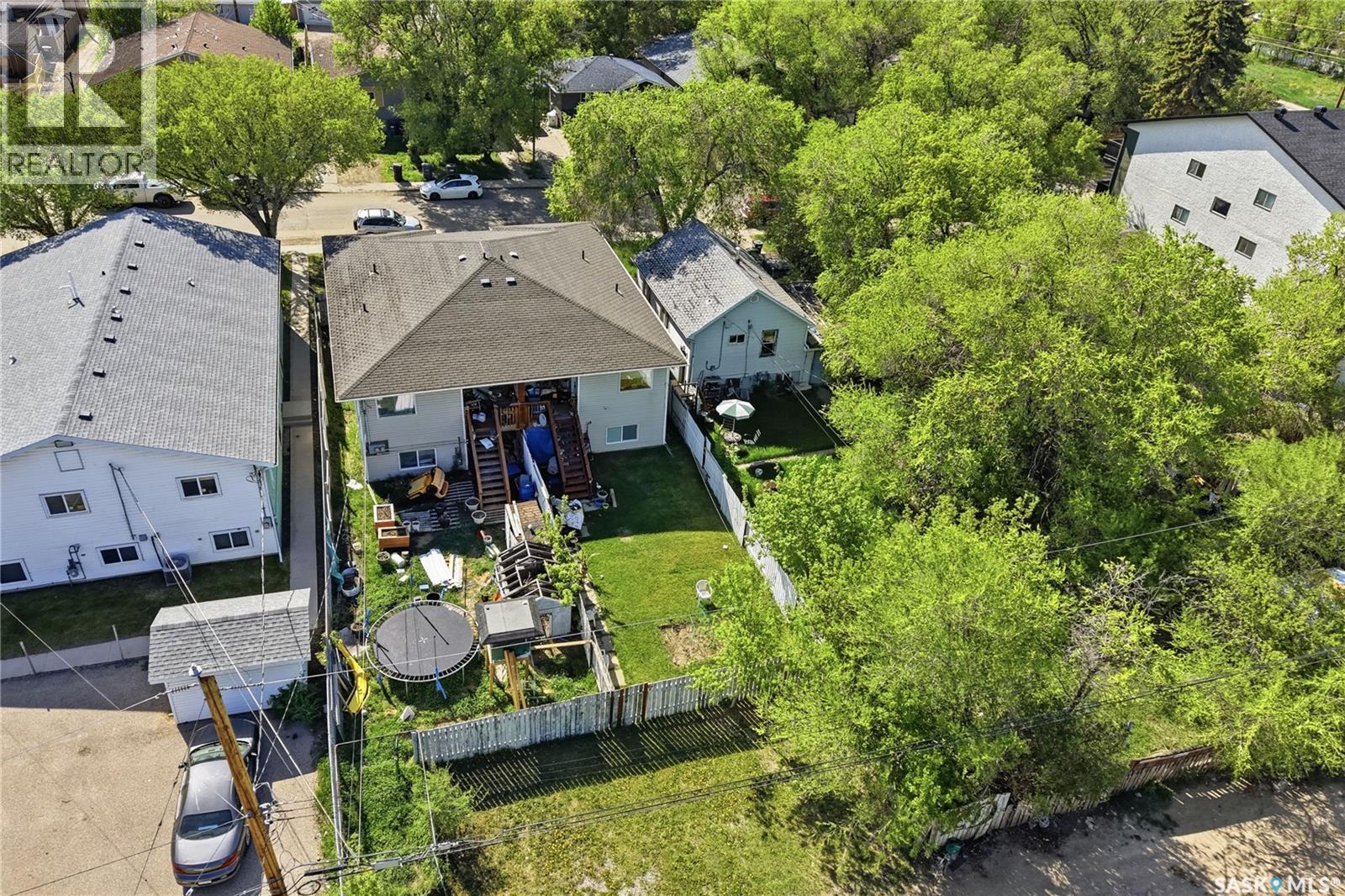 222 V AVENUE S - 27