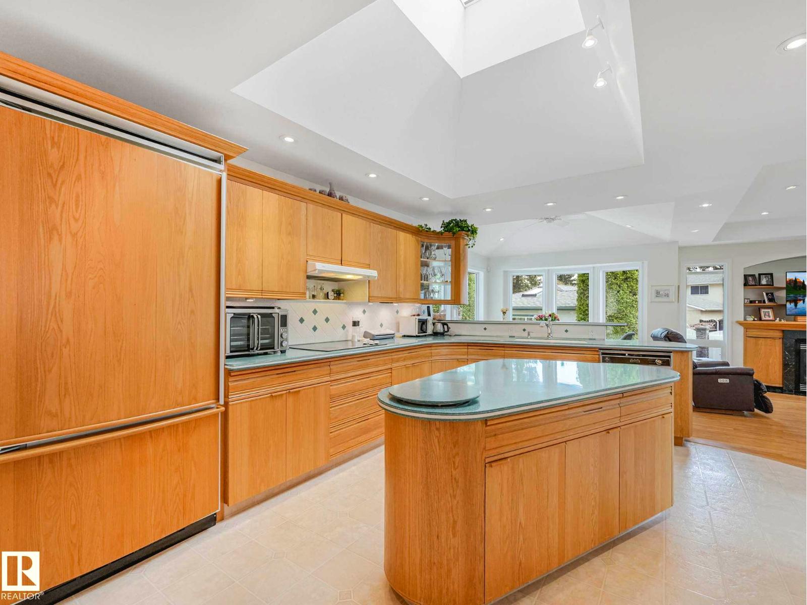14303 50 AV NW - 18