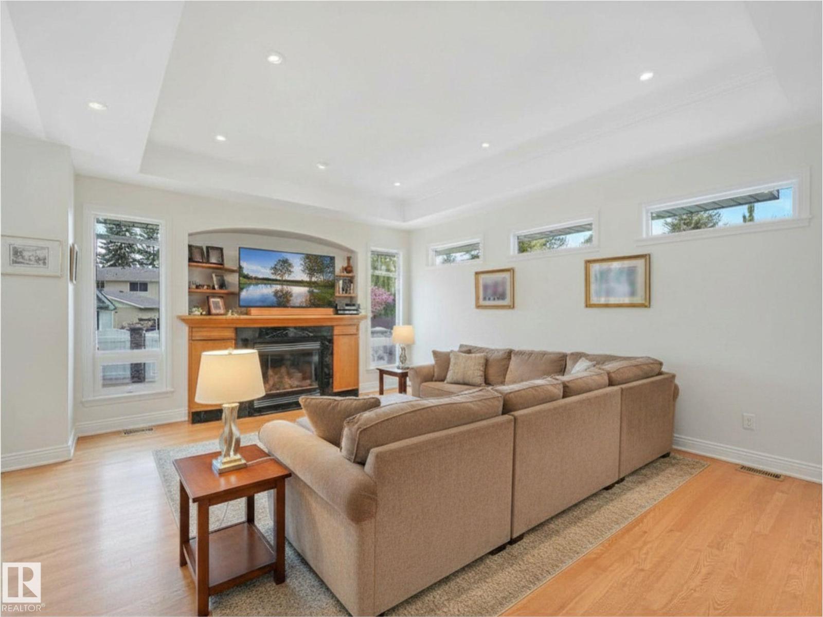 14303 50 AV NW - 21