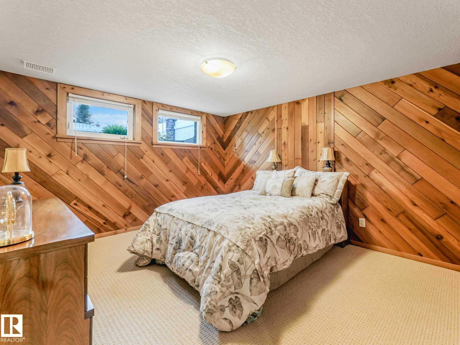 14303 50 AV NW - 41