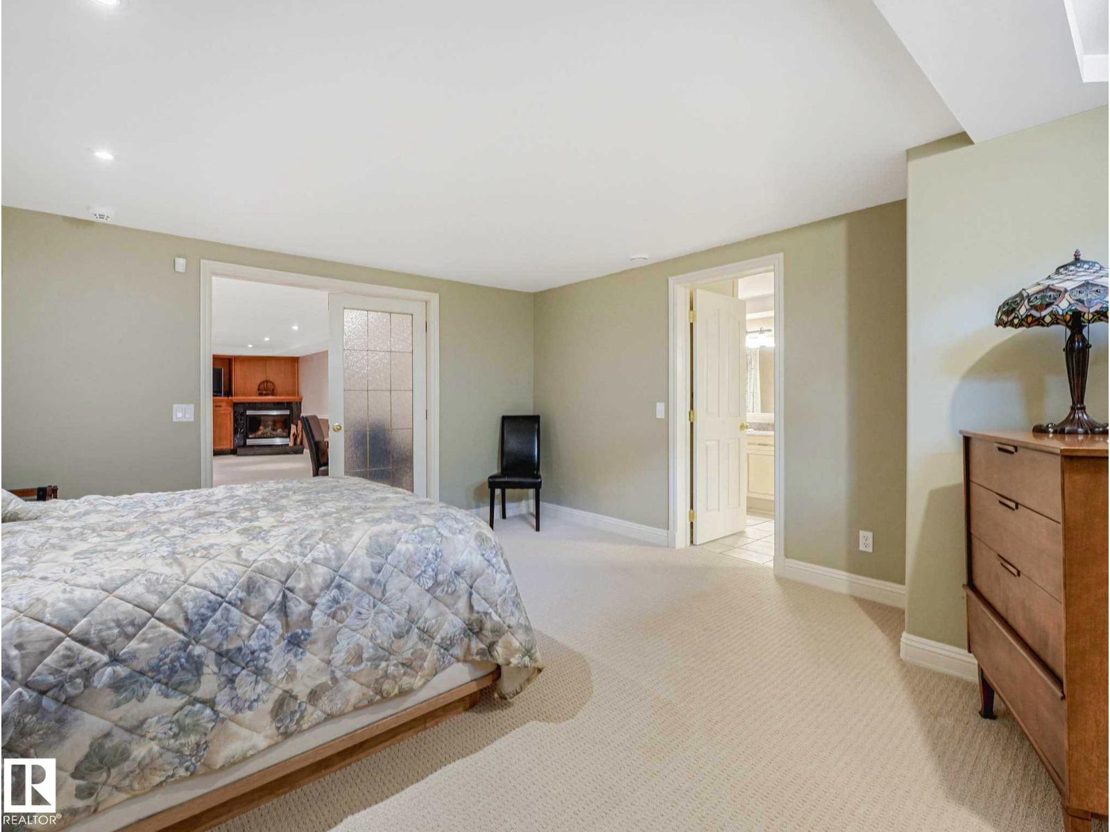 14303 50 AV NW - 47