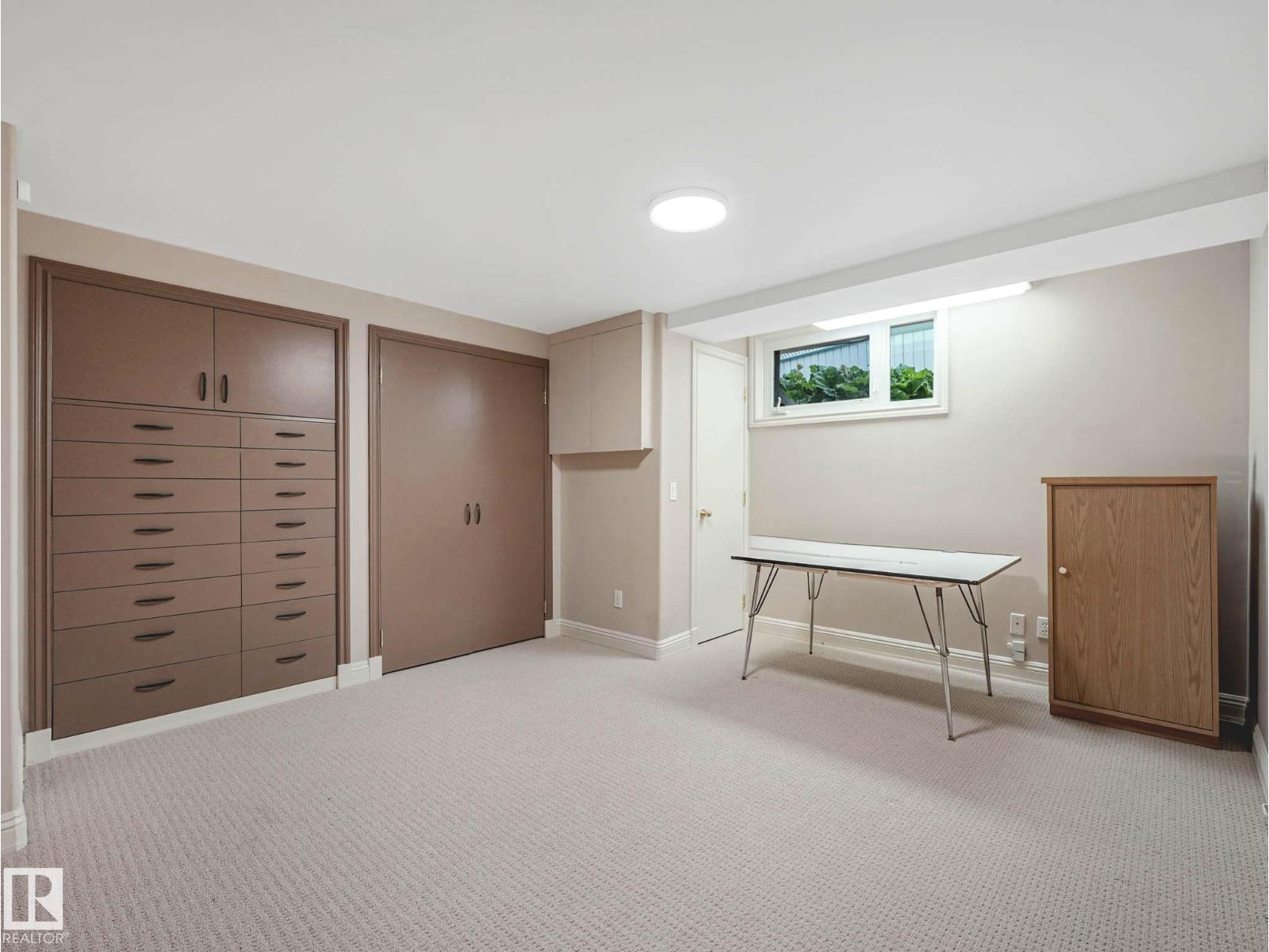 14303 50 AV NW - 54