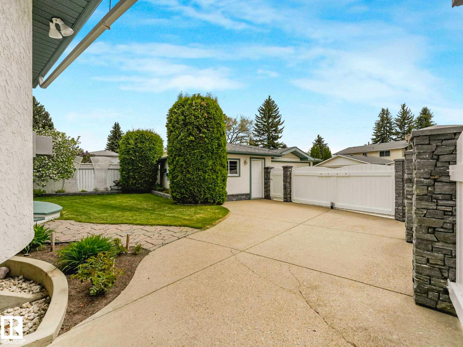 14303 50 AV NW - 61