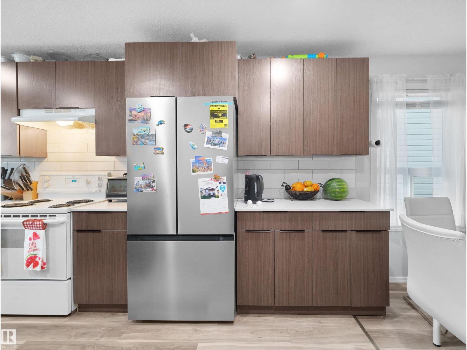 15511 45 ST NW - 24