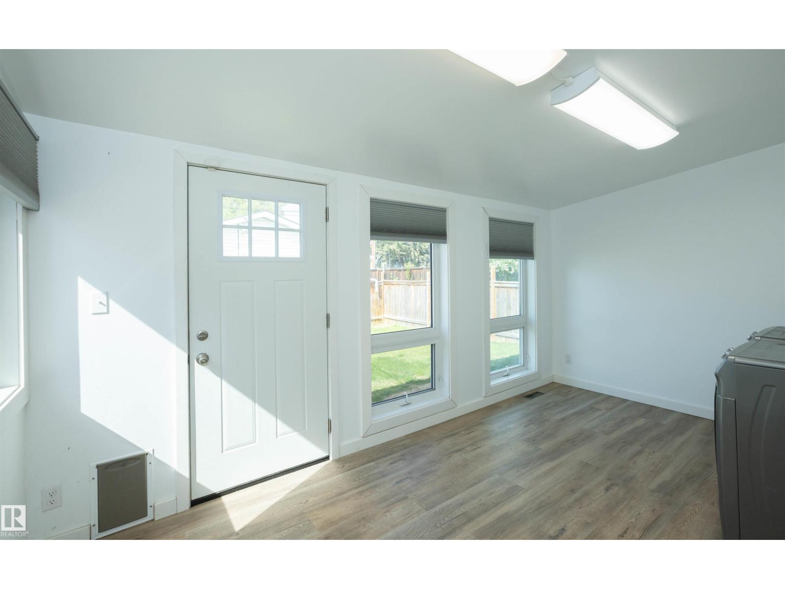 4414 54 AV — photo 50